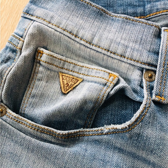 Guess Vermont Slim Light Wash Jeans Size 30x32 - Picture 10 of 13